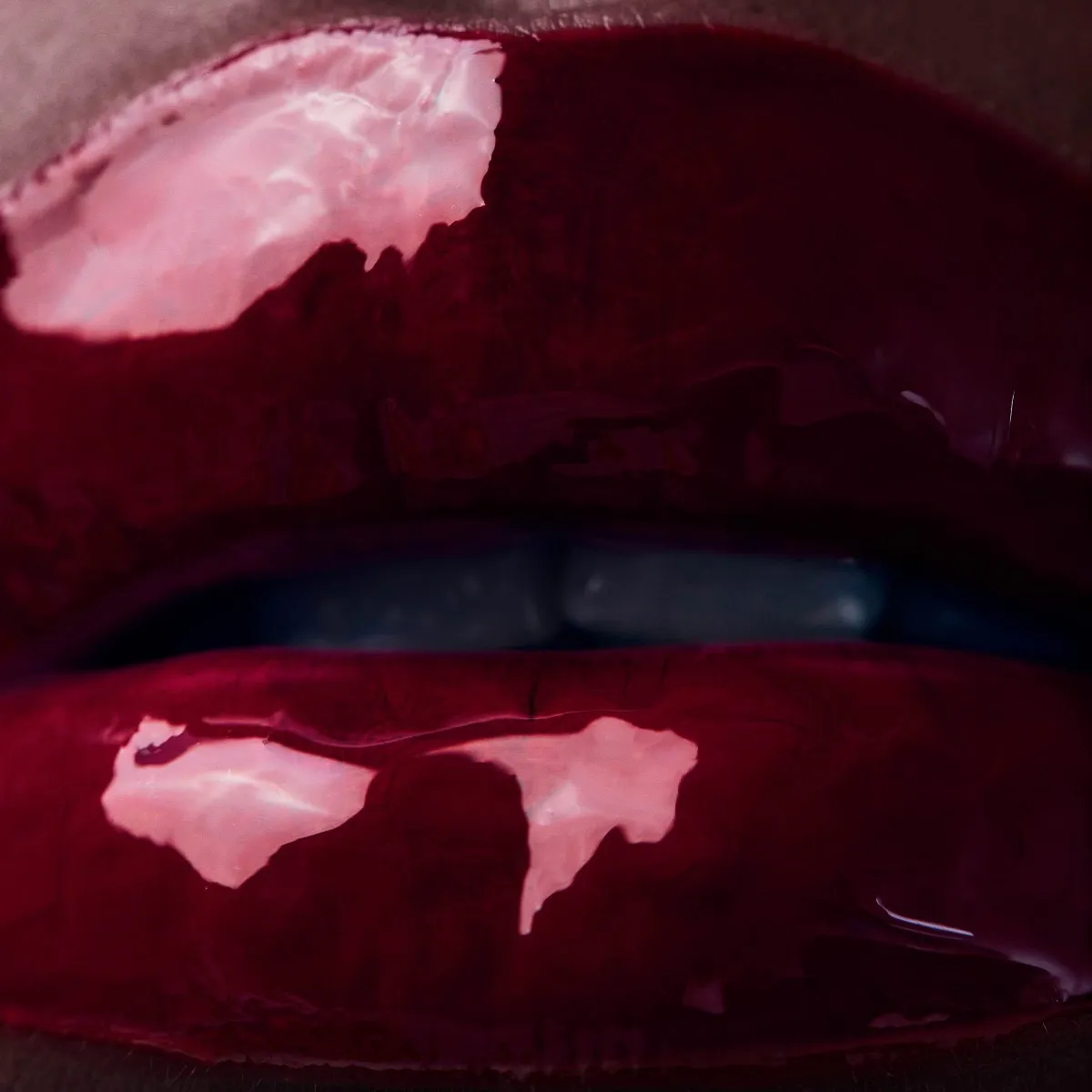 Christian Louboutin Rouge Stiletto Vinyl Gloss – Lip Gloss – Rouge Louboutin 001V - Beauty - alternate view 4